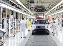 Fábrica da Jeep amplia produção em 12,8% em 2018