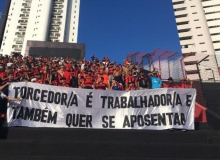 PM impede torcida do Sport de Recife de protestar contra reforma de Bolsonaro