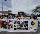Metalúrgicas cutistas marcam presença na Marcha Nacional das Mulheres Negras