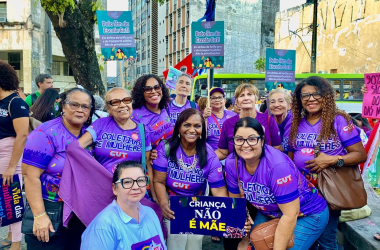 Mulheres cutistas vão às ruas  em defesa da vida e de mais direitos