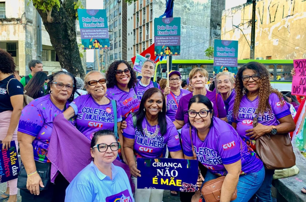 Mulheres cutistas vão às ruas  em defesa da vida e de mais direitos